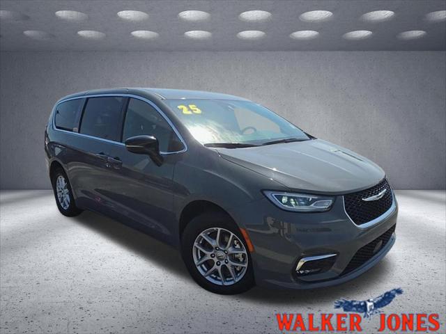 2025 Chrysler Pacifica Select for sale in Waycross, GA
