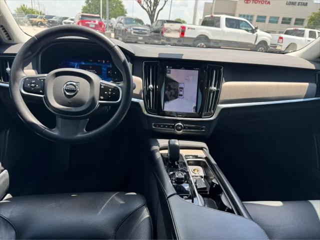 2023 Volvo S90 B6 Plus