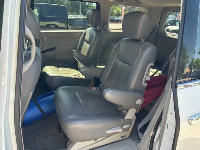 2012 Nissan Quest S