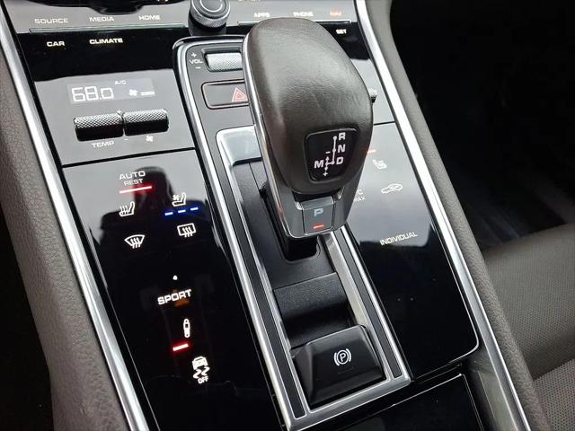 2023 Porsche Panamera 4