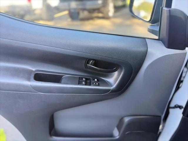 2017 Nissan NV200 SV