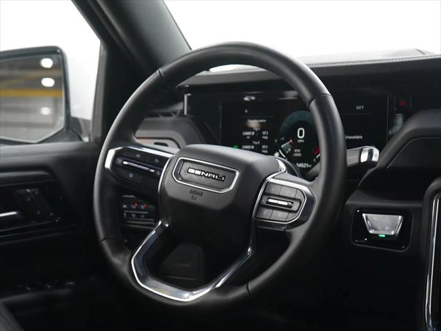 2025 GMC Yukon 4WD Denali