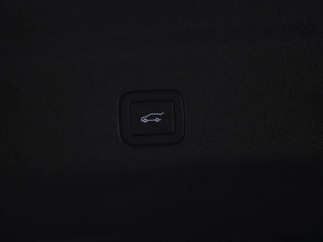 2025 GMC Yukon 4WD Denali