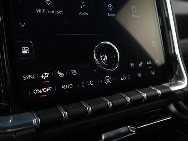 2025 GMC Yukon 4WD Denali
