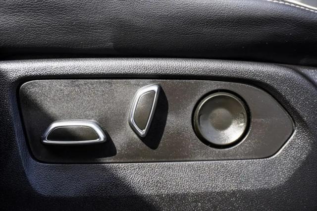 2023 Cadillac Escalade 2WD Premium Luxury