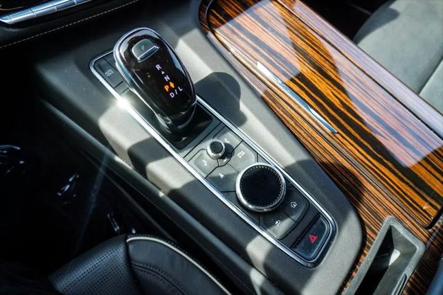 2023 Cadillac Escalade 2WD Premium Luxury