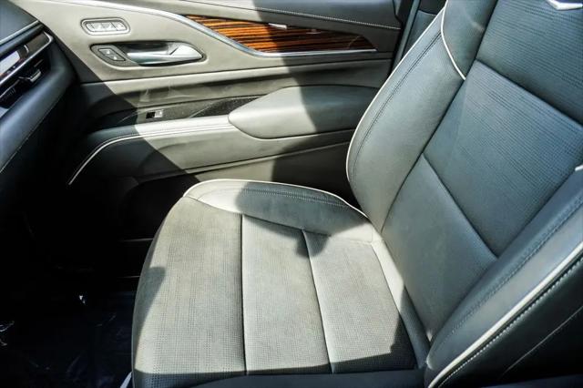 2023 Cadillac Escalade 2WD Premium Luxury