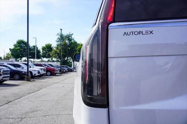 2023 Cadillac Escalade 2WD Premium Luxury