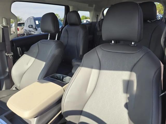 2026 Kia Carnival MPV LXS
