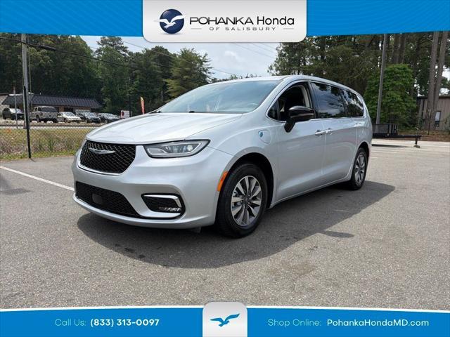 2024 Chrysler Pacifica Hybrid Select 2024 Chrysler Pacifica Hybrid Select