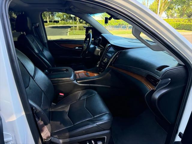 2017 Cadillac Escalade Premium Luxury