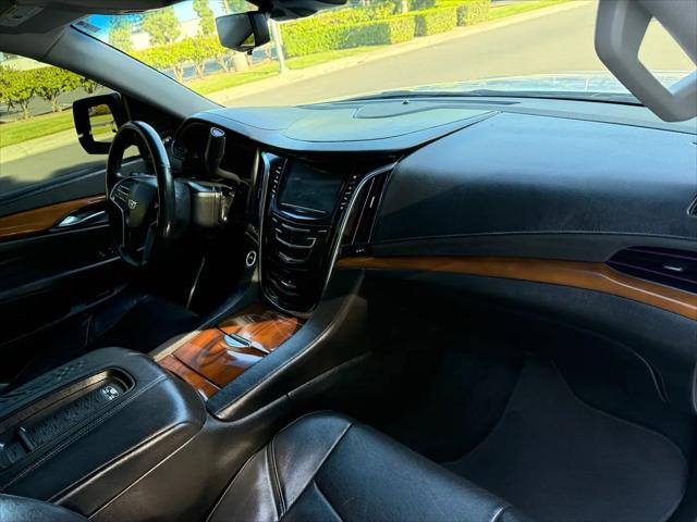 2017 Cadillac Escalade Premium Luxury