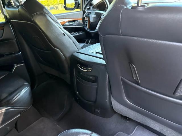 2017 Cadillac Escalade Premium Luxury
