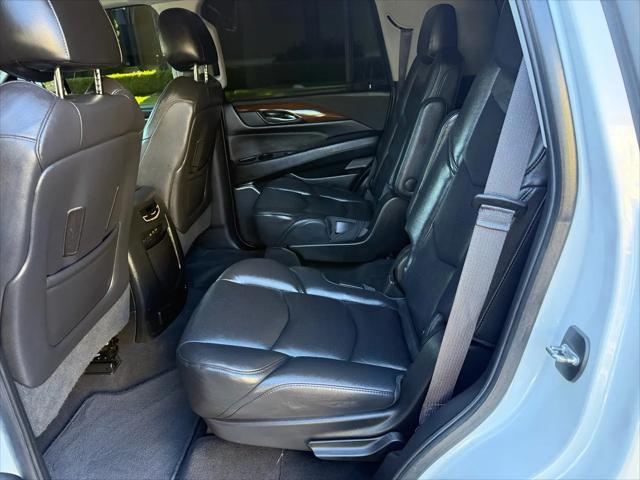 2017 Cadillac Escalade Premium Luxury