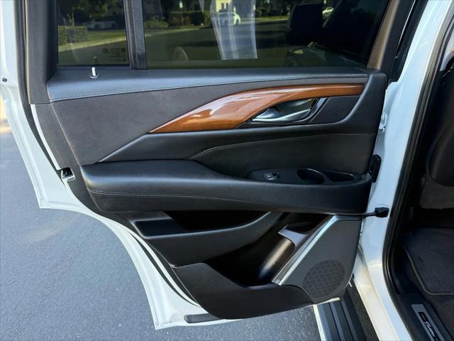 2017 Cadillac Escalade Premium Luxury