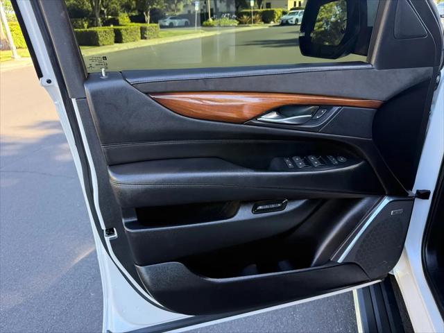 2017 Cadillac Escalade Premium Luxury
