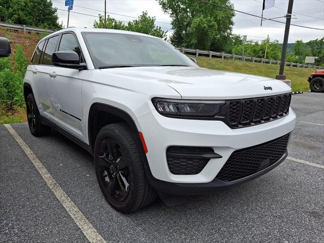 2023 Jeep Grand Cherokee Altitude 4x4