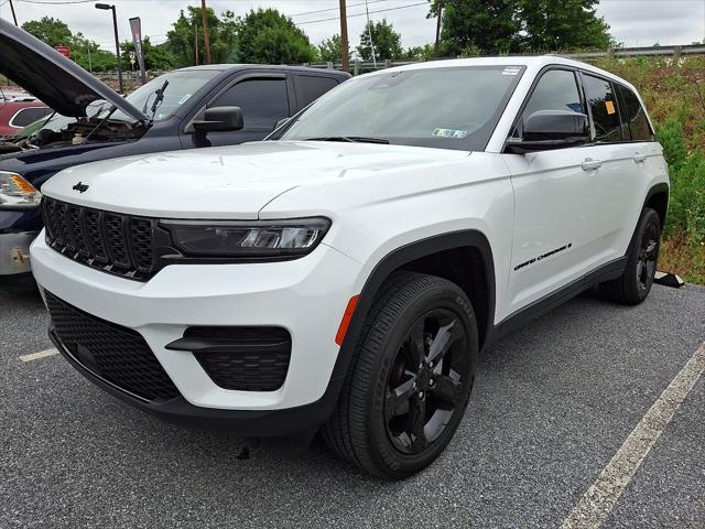 2023 Jeep Grand Cherokee Altitude 4x4