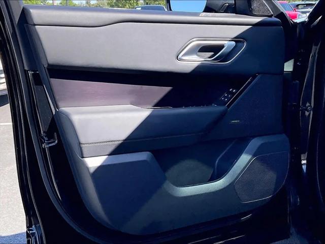 2026 Land Rover Range Rover Velar P250 Dynamic SE