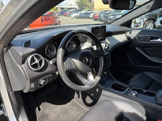2017 Mercedes-Benz GLA-CLASS GLA 250 4MATIC