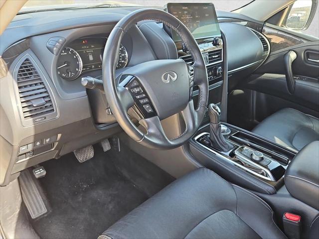 2024 INFINITI QX80 LUXE AWD