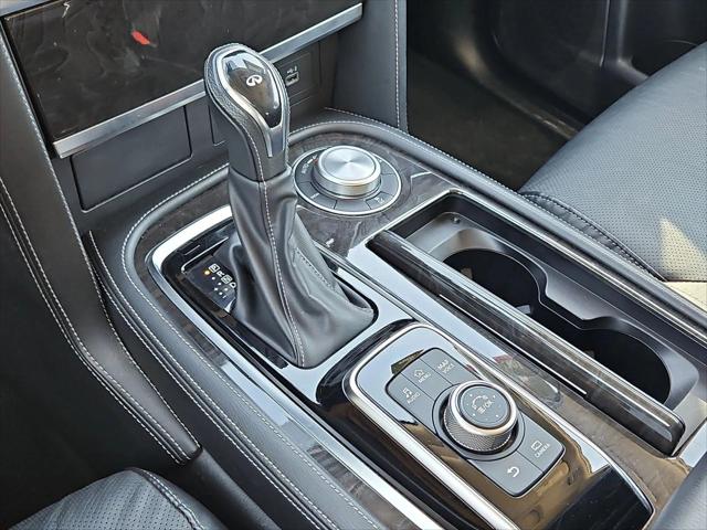2024 INFINITI QX80 LUXE AWD