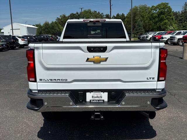 2026 Chevrolet Silverado 3500HD Crew Cab, Long Bed, LTZ Dual Rear Wheel, RWD