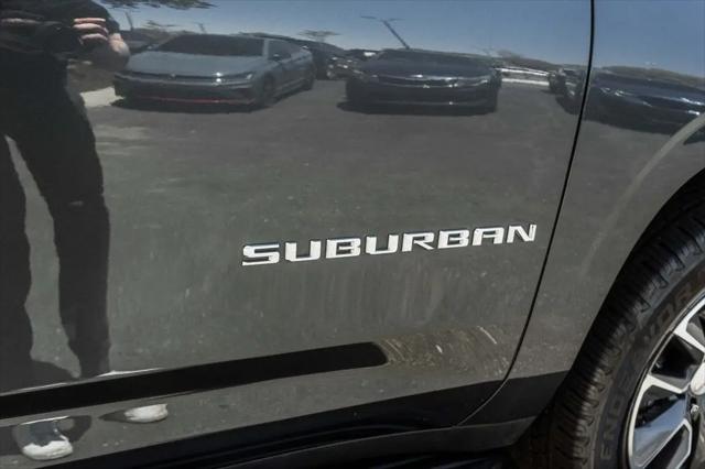 2021 Chevrolet Suburban 4WD LS