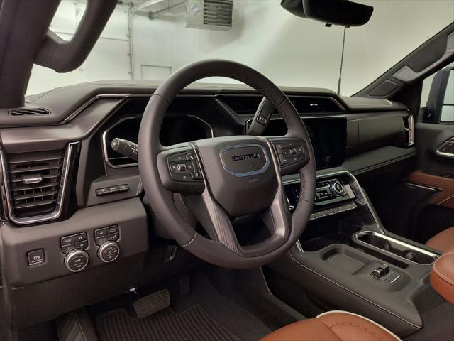 2025 GMC Sierra 3500HD 4WD Crew Cab Standard Bed Denali Ultimate