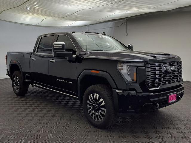 2025 GMC Sierra 3500HD 4WD Crew Cab Standard Bed Denali Ultimate