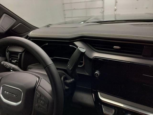 2025 GMC Sierra 3500HD 4WD Crew Cab Standard Bed Denali Ultimate