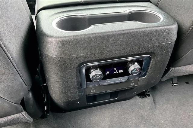 2025 Chevrolet Suburban 4WD Z71