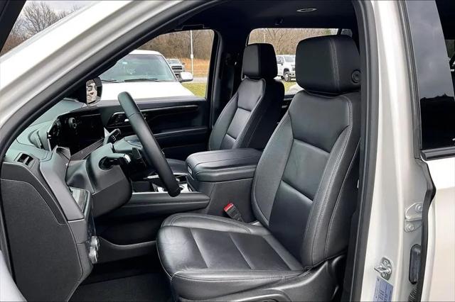 2025 Chevrolet Suburban 4WD Z71