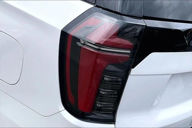 2025 Chevrolet Suburban 4WD Z71