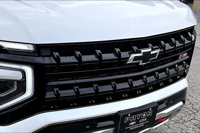 2025 Chevrolet Suburban 4WD Z71