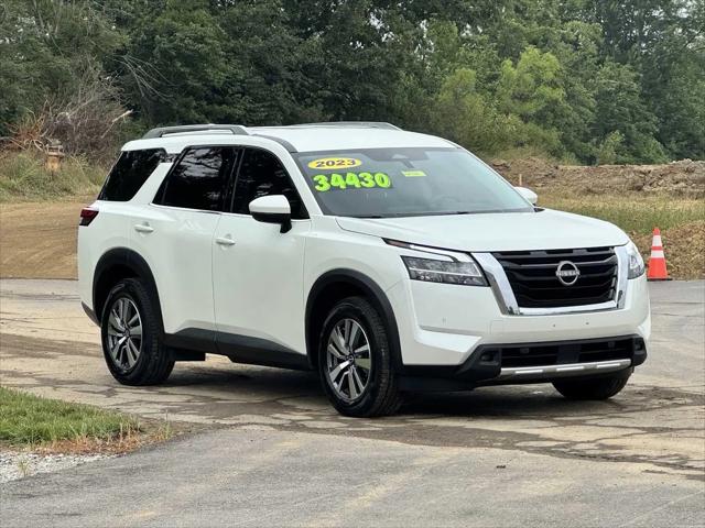 2023 Nissan Pathfinder SL 4WD for sale near Mt Orab, OH