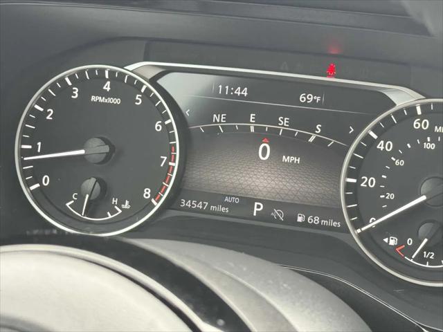 2023 Nissan Pathfinder SL 4WD