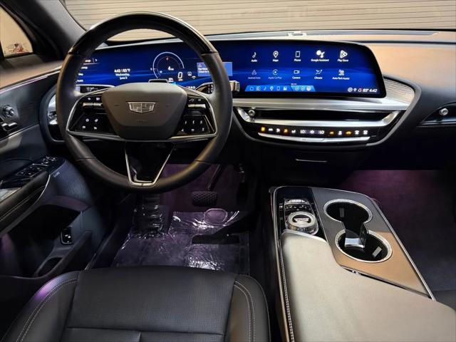 2024 Cadillac iQ Sport w/1SJ