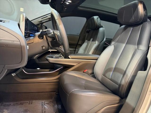 2024 Cadillac iQ Sport w/1SJ