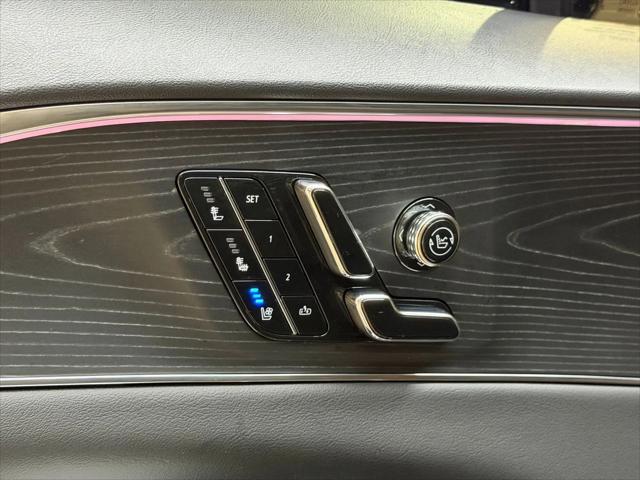 2024 Cadillac iQ Sport w/1SJ