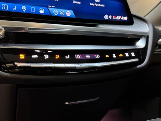 2024 Cadillac iQ Sport w/1SJ