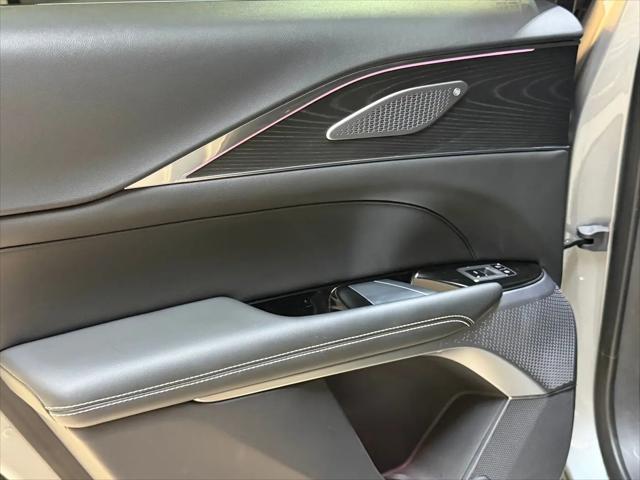 2024 Cadillac iQ Sport w/1SJ
