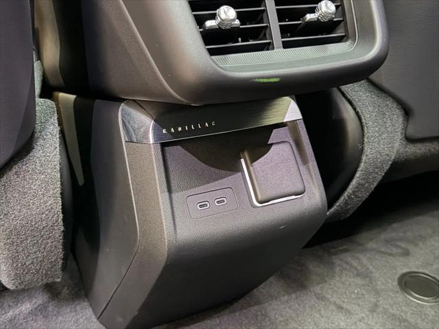 2024 Cadillac iQ Sport w/1SJ