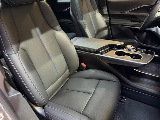 2024 Cadillac iQ Sport w/1SJ