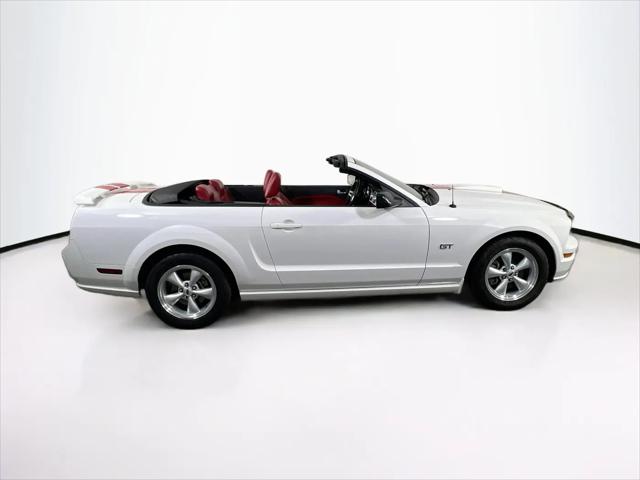 2007 Ford Mustang GT Deluxe