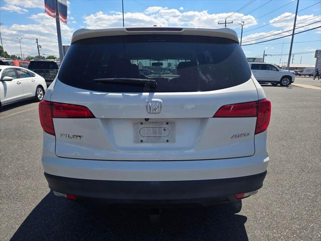 2017 Honda Pilot EX