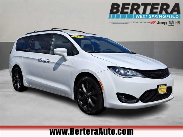 2020 Chrysler Pacifica Touring L for sale in West Springfield, MA