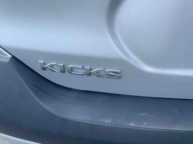 2019 Nissan Kicks SR