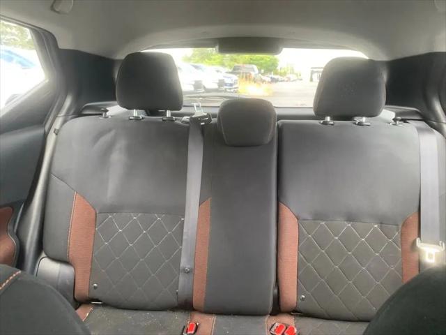 2019 Nissan Kicks SR