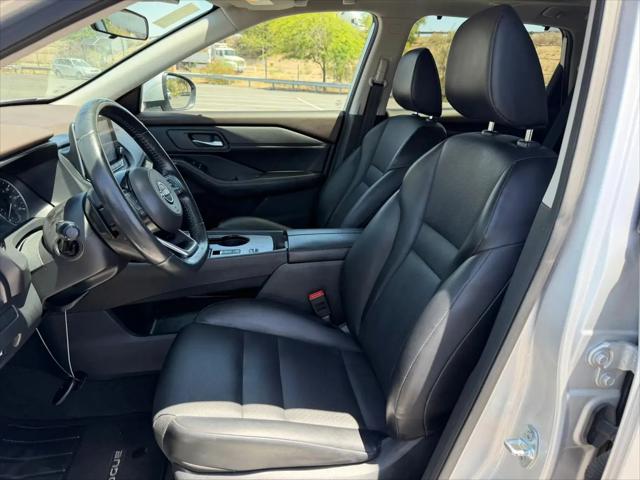 2022 Nissan Rogue SV FWD